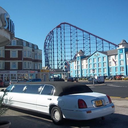 Hotel Avano - Pleasure Beach Μπλάκπουλ Εξωτερικό φωτογραφία
